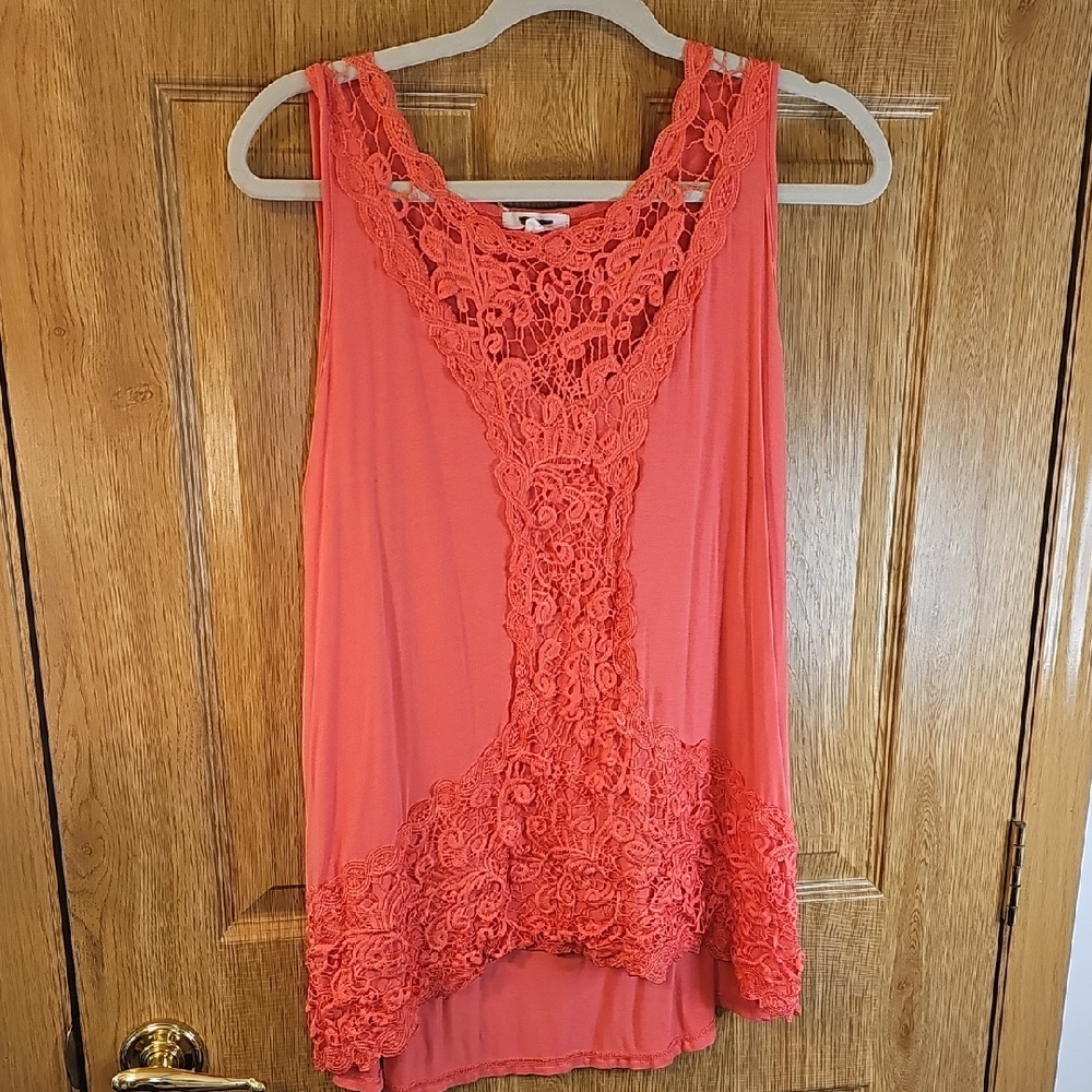 Elegant Coral Lace-Trimmed Tank Top